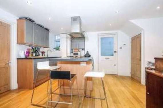2 Bedroom Flat